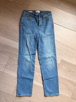 Universal Thread: High-Rise 90s Straight Leg Blue Jeans