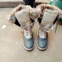Northside Size 7 Snow Boots