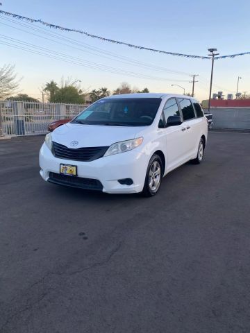 2014 Toyota Sienna