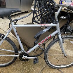 Trek 800 Mountain Track bike-front tire/ inner tubes need to be replaced