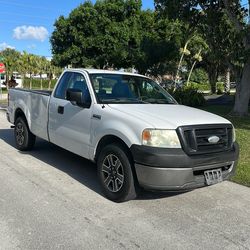 2006 Ford F-150 XL Extra Cab 4x2 Ultra Low 77K Miles Clean Title