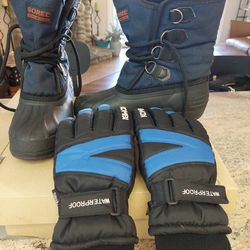 Sorel Snow Boots and Gloves -Like NEW!