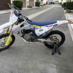 Dirt Bike