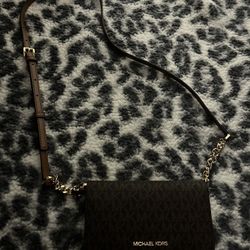 Michael Kors Crossbody
