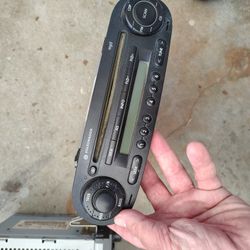 VW BEETLE CLARION CASSETTE STEREO W/TRUE stereo 2003 to 2010 Volkswagen