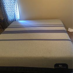 Serta Bed!! Selling Cheap Bc I Am Moving