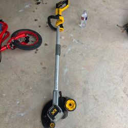 DeWalt DCED400B 20V MAX Brushless Cordless Edger, Tool Only