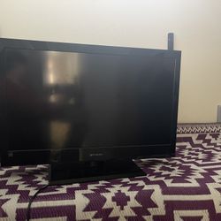 Emerson 32” Tv