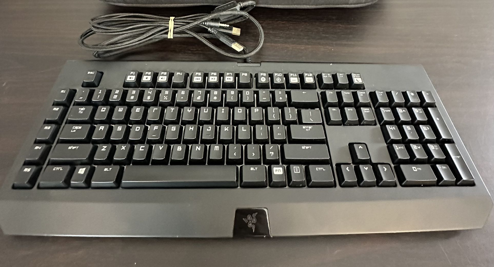Razer Black Widow Chroma USB Mechanical Gaming Keyboard RZ03-0122 WORKS PERFECT