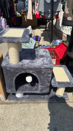 New small Cat tree