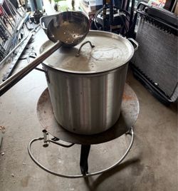 Cast iron burner, wok, 50 qt stick pot/strainer/skimmer