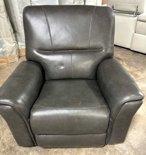 π₯ NEW Gray Leather Power Recliner Chair