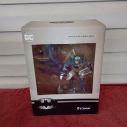 DC Comics 12in Batman Dark Knight Returns Jim Lee Statue Chronicle Collectibles 