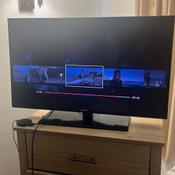 Samsung 40” Tv