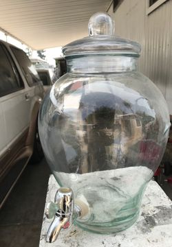 Glass pitcher