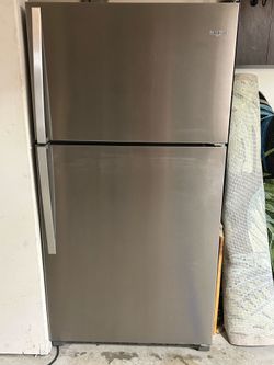 Whirlpool refrigerator