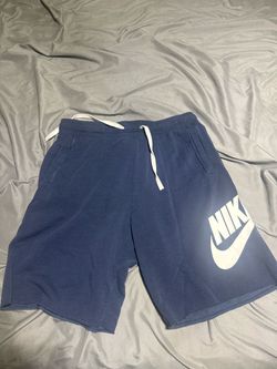Nike Navy Shorts – Men’s Medium