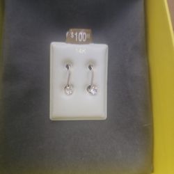 14K White Gold Diamond Stud Earrings