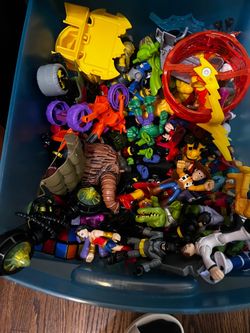 Large Lot of Mixed Action Figures and Toy Parts