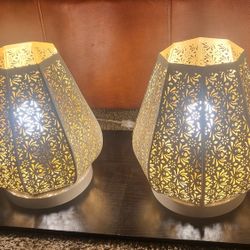 Set Two Table Lamps 