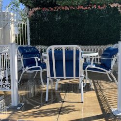 White Patio Table With 3 Chairs 