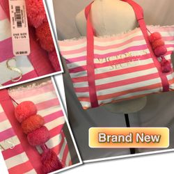 Victoria Secret Brand New Duffle Bag super cute