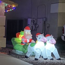 Santa Sleigh W Unicorns Blow Up 