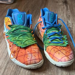 SpongeBob Kyrie Irving Shoes Size 5.5 (one Lace)
