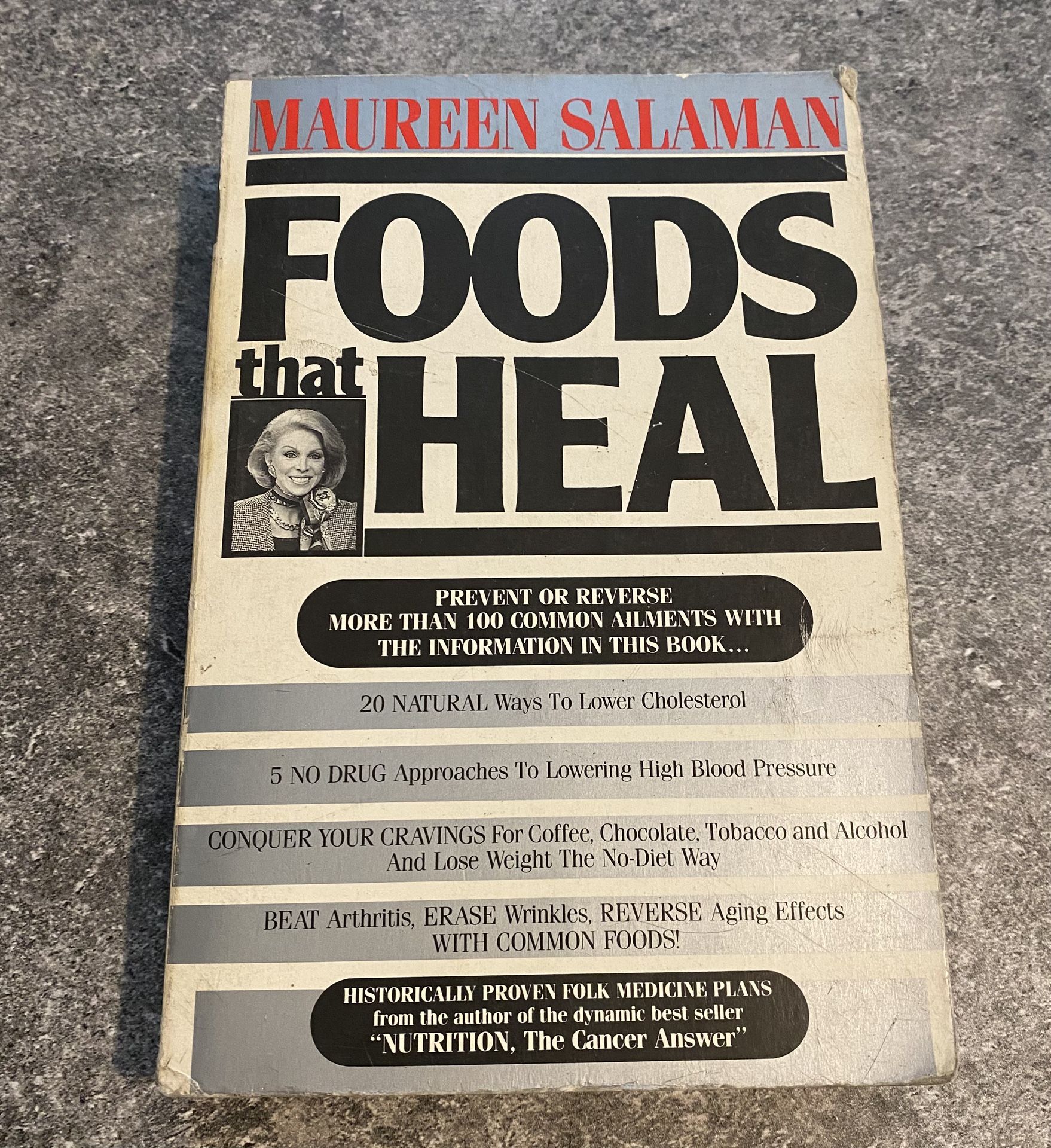 Foods That Heal - Paperback By Maureen Kennedy Salaman - GOOD