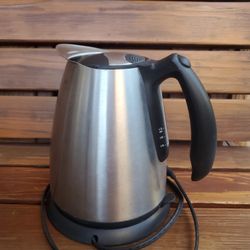 Cuisinart Electric Water Kettle 1.7 L, Stainless Still