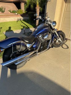 2005 Suzuki Boulevard M50 (also known as the VZ800 or Intruder M800