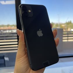 iPhone 11 Unlocked 64Gb Like New With Warranty 