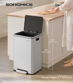Kitchen Trash Can, Garbage Can,,