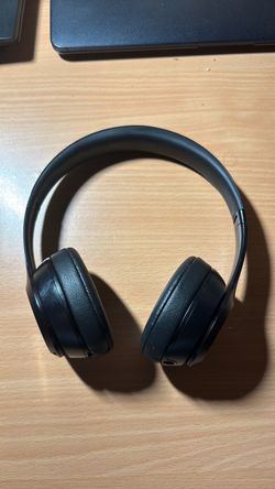 Black Bose Solo 3 On ear headphones