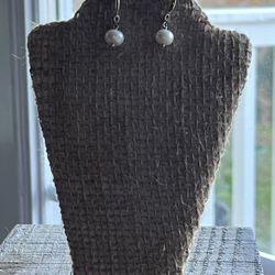925 sterling silver earrings and white freshwater pearls