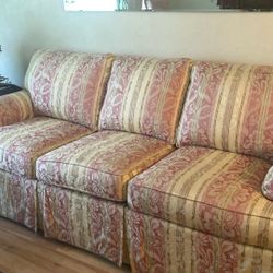 Beautiful couch for sale