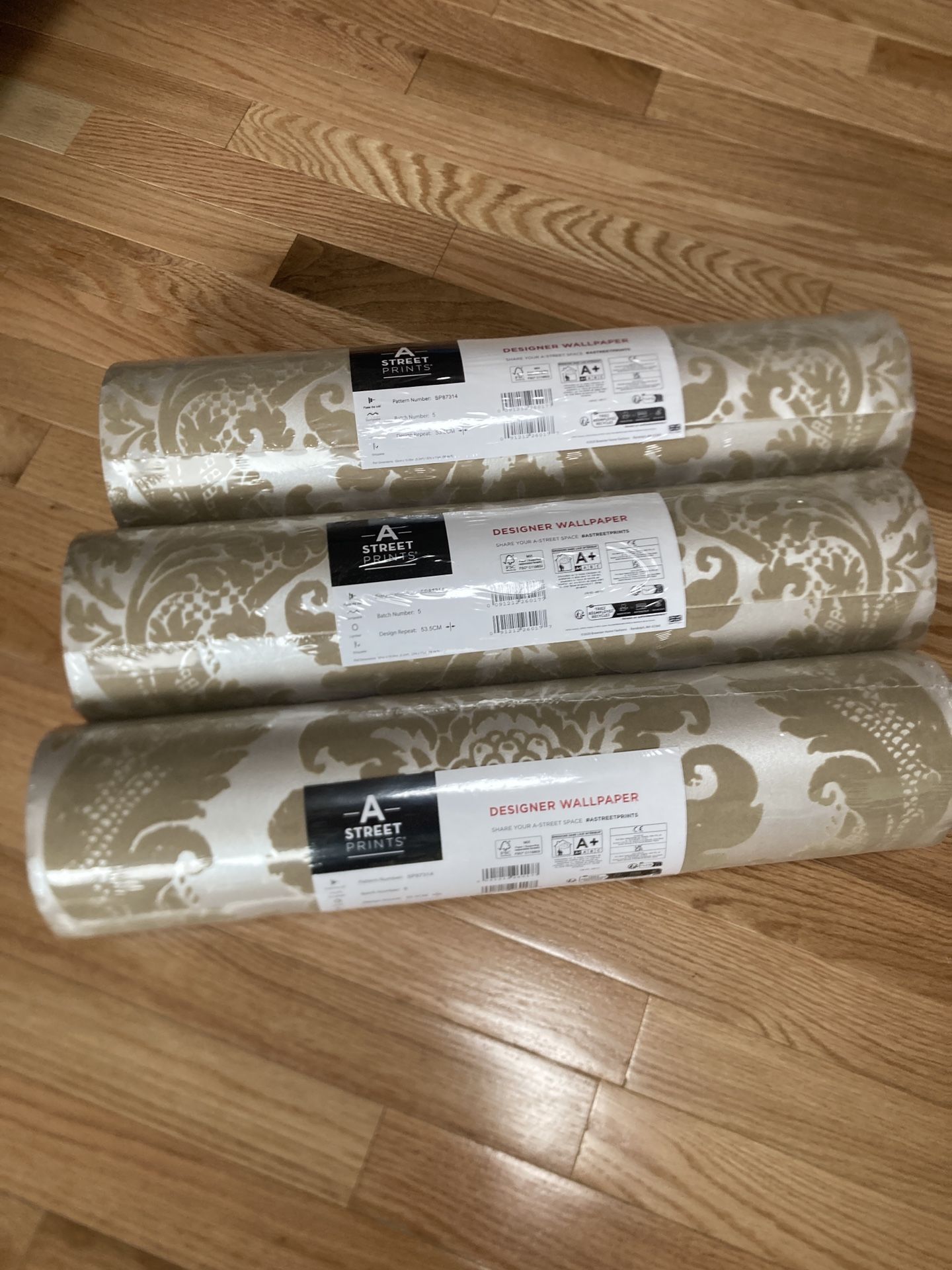 Khaki Beige Damask Victorian Style Wallpaper 3 Rolls