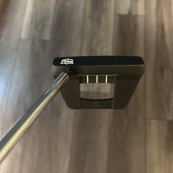 Wilson Staff Infinite Putter