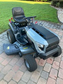 *Delivery Available* 2024 MTD Murray Tractor 42 Inch Riding Lawn Mowe