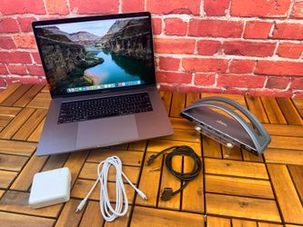 15" Apple MacBook Pro 2018 A1990 32GB Ram i9 2TB & USB Docking Station
