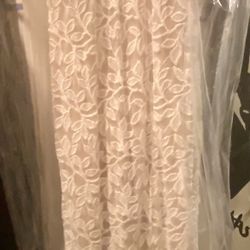Gorgeous Honey & Rosie Formal Dress – Size Medium – Brand New! Asking $30 (Retail $100 – Save big!)