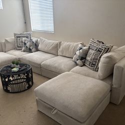 BARELY USED SECTIONAL