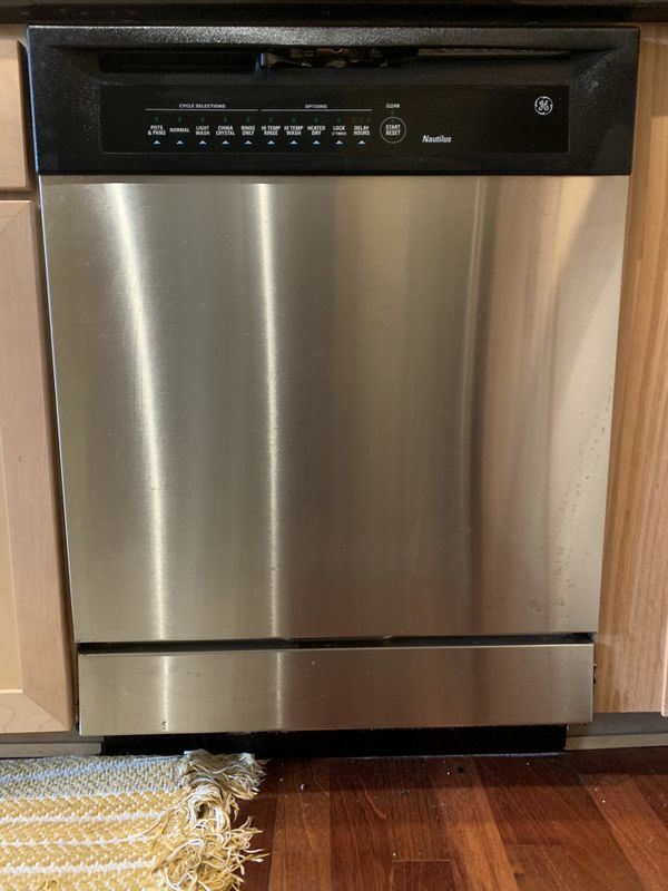 Used General Electric Nautilus Dishwasher for Sale in Des Moines, WA
