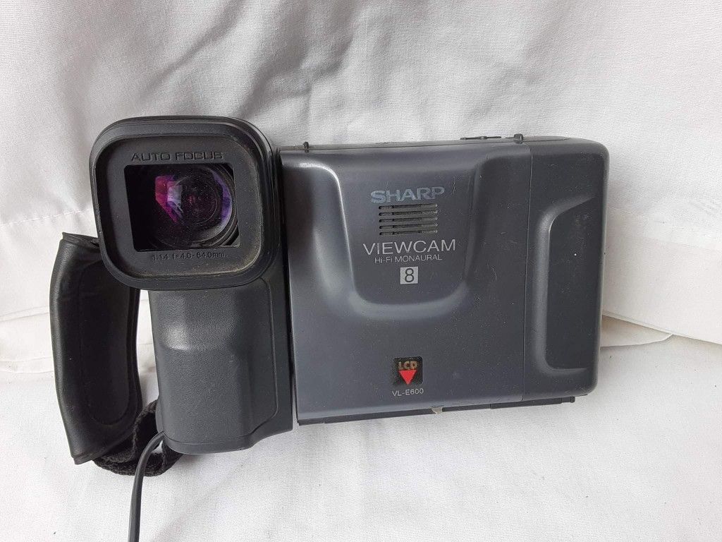 Sharp Viewcam Hi8 Camcorder