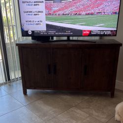Buffet/Media Console  and coffe Table From Nadeau  Furniture Store 