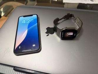 Apple Watch Series 11 (GPS + Cellular)