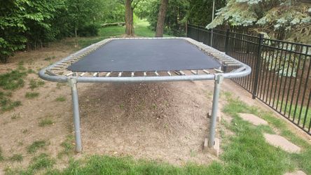 Skywalker 8'x14' Trampoline