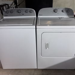 Whirlpool Washer & Dryer (Electric)Matching Set