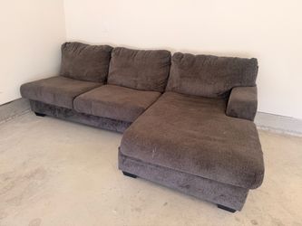 Gray Fabric Sectional Sofa with Chaise