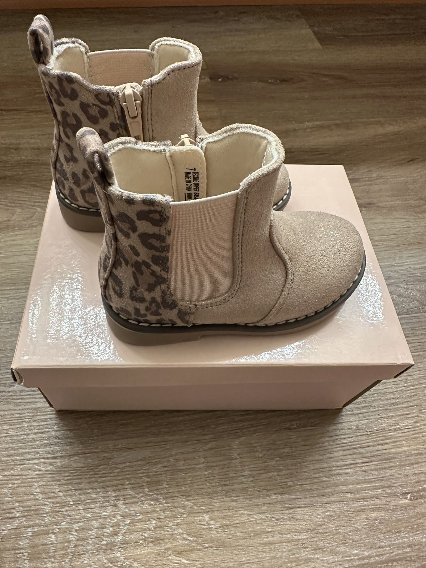 Baby / Toddler Girls Boots Size 7c 